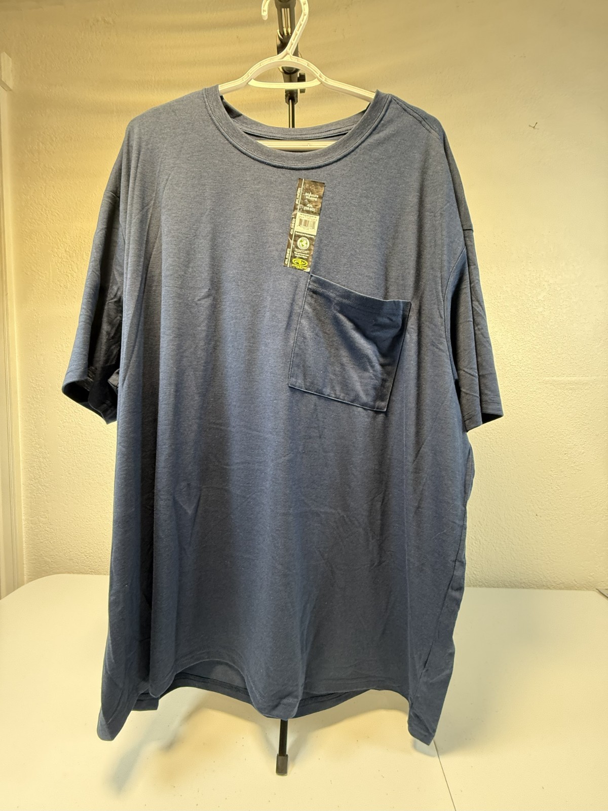 Men's Shirts, (New w/tags), Athletic Works, S/S Crew Neck Pocket Tee 4XL (58-60) gallery