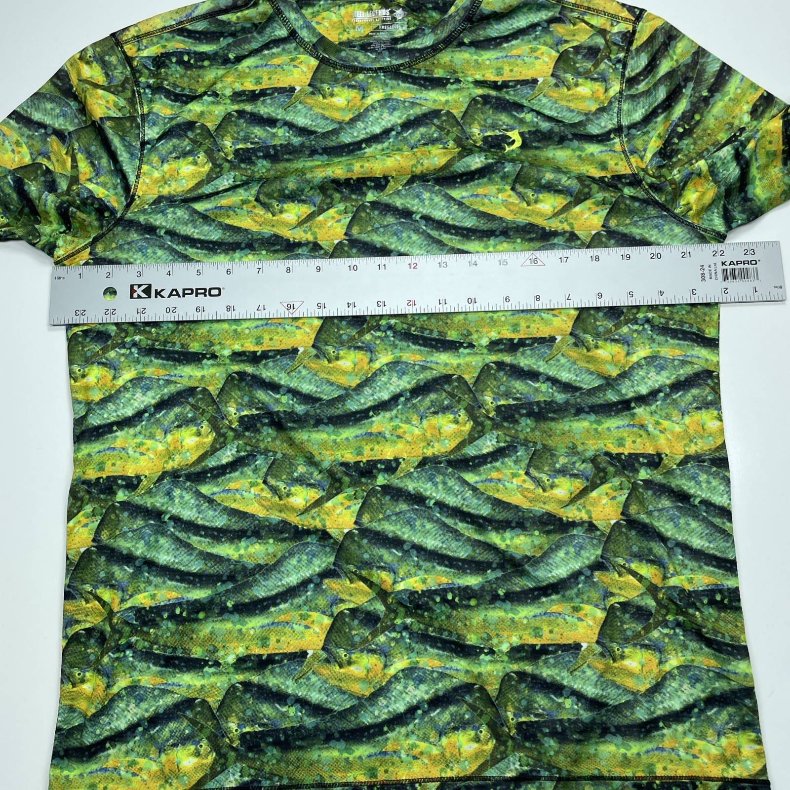Real Legends Freeline Men's Medium Performance Fishing Shirt Preowned gallery