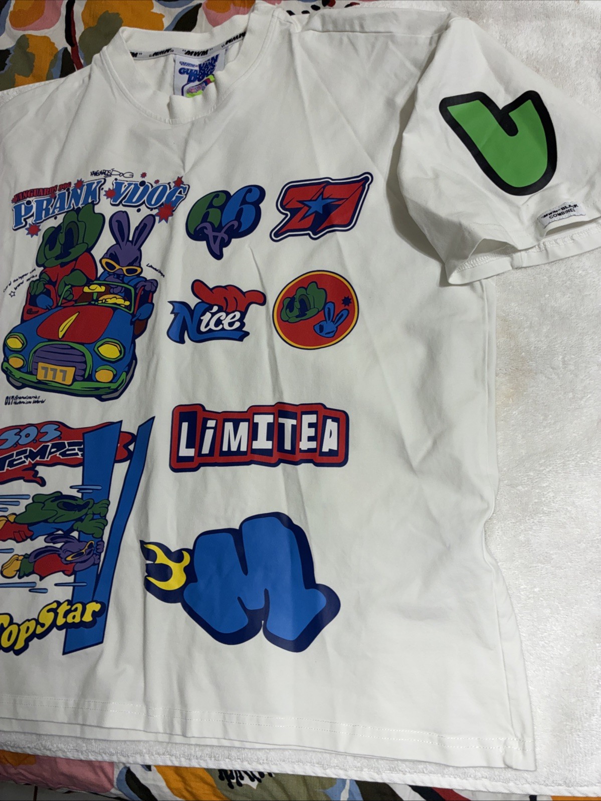MWM Vanguard's Dog Shirt Sz M White Graphic Skater Streetwear No Returns gallery