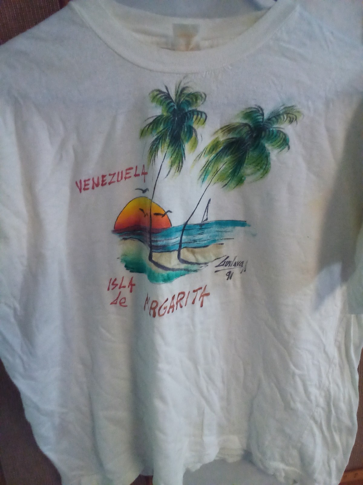 VENEZUELA VINTAGE RARE TSHIRT HANDPAINTED gallery