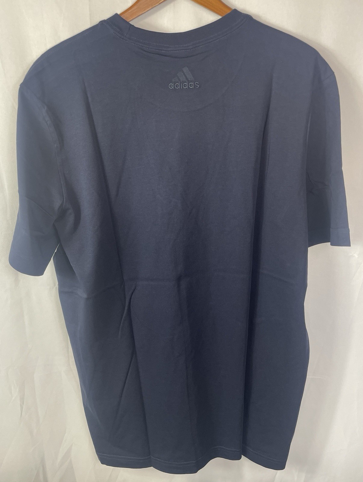 adidas Men’s XL Graphic Crewneck Short Sleeve T-Shirt Navy NWT gallery