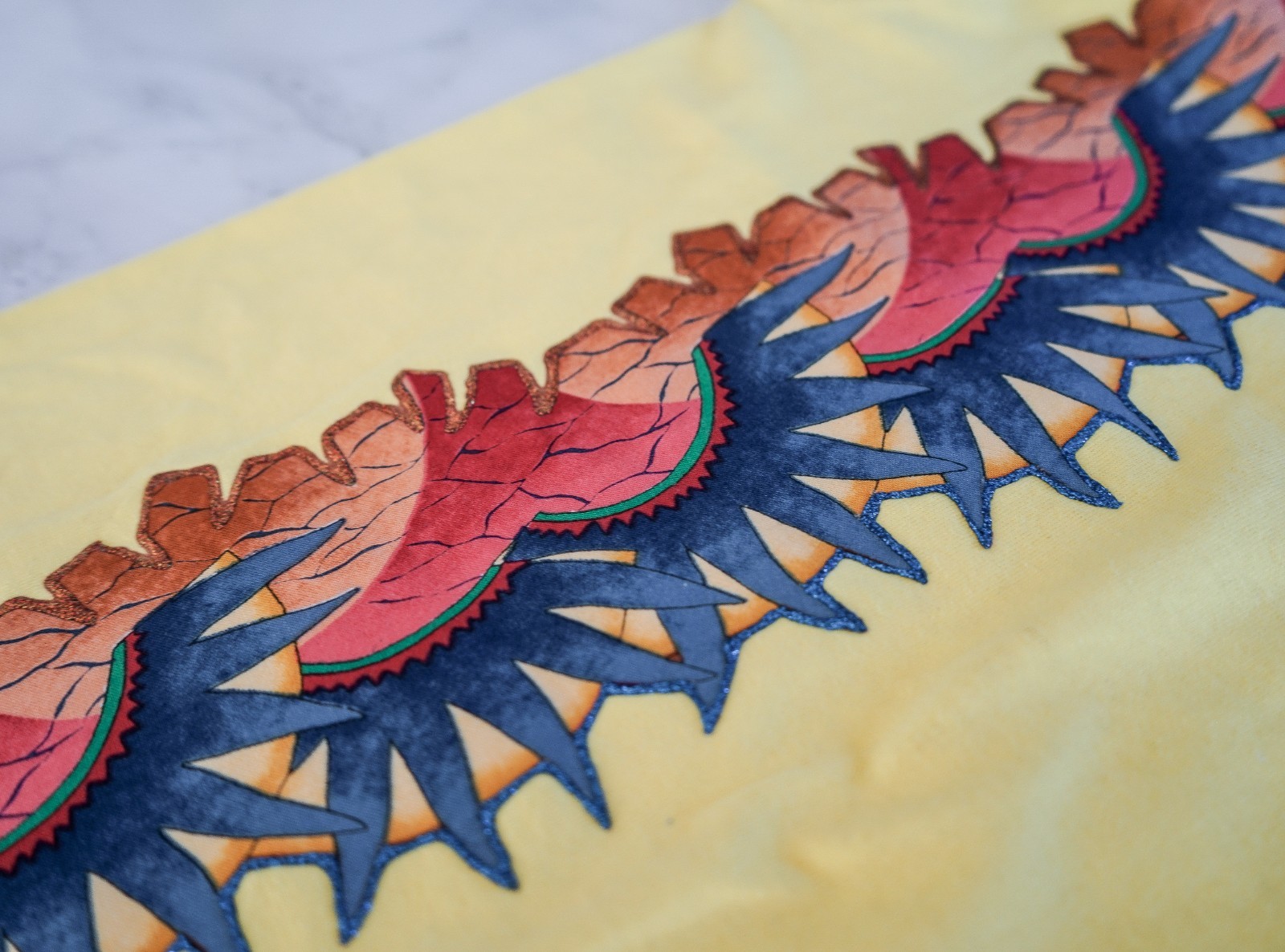 Vtg 90s Hanes Glitter Iron On Aztec Sun Graphic Tee L Single Stitch Southwest gallery