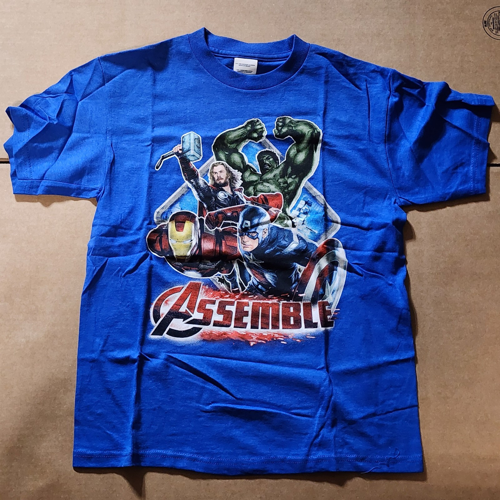 The Avengers - Assemble T-Shirt Red *New [Choose your Size] gallery