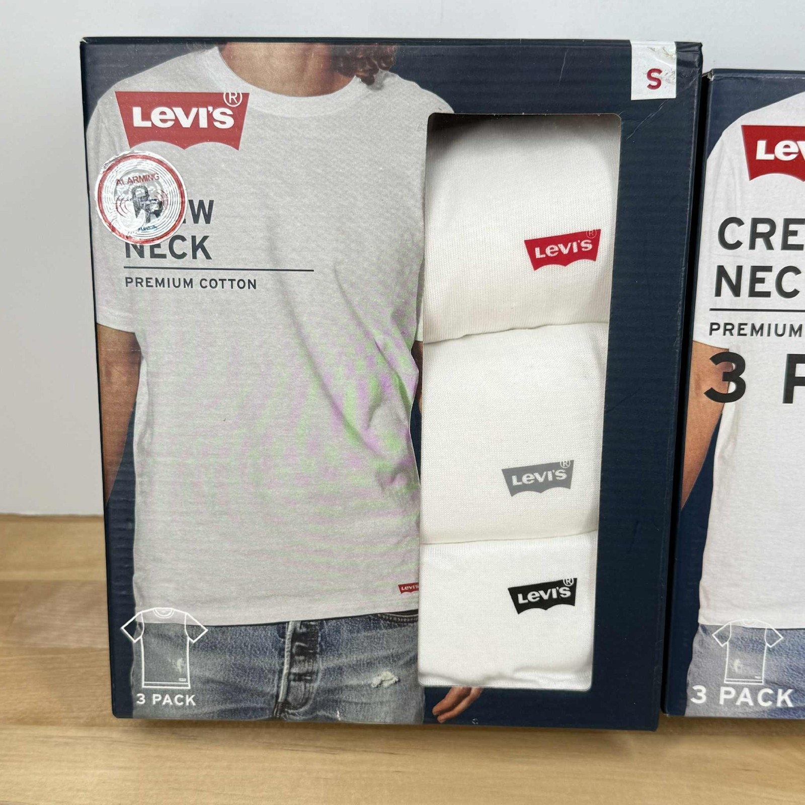 Levis Shirts Mens Small 6-Pack Crew Neck Premium Cotton T-Shirts White Levis NEW gallery