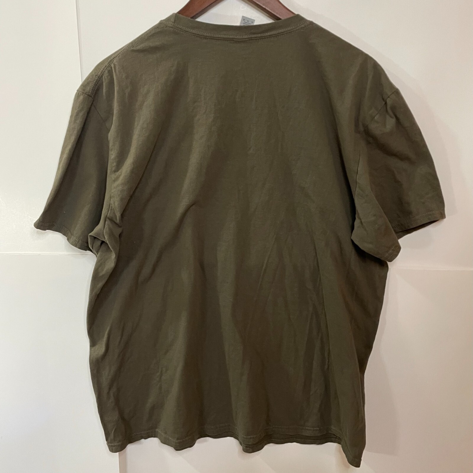 Gildan Adult Softstyle T-Shirt Crecent Moon Logo XL Olive Crew Neck T-Shirt gallery