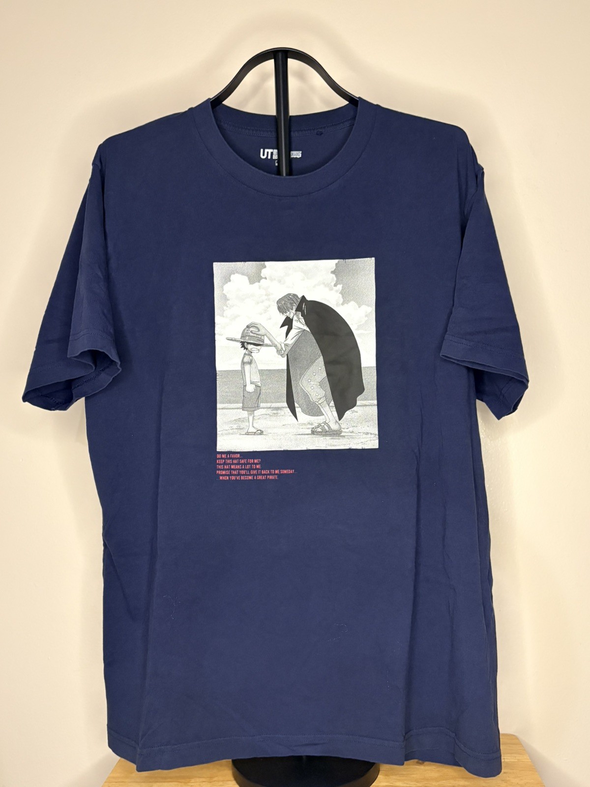 UNIQLO UT x One Piece Large T-shirt Monkey D. Luffy Shanks Anime Japan Navy