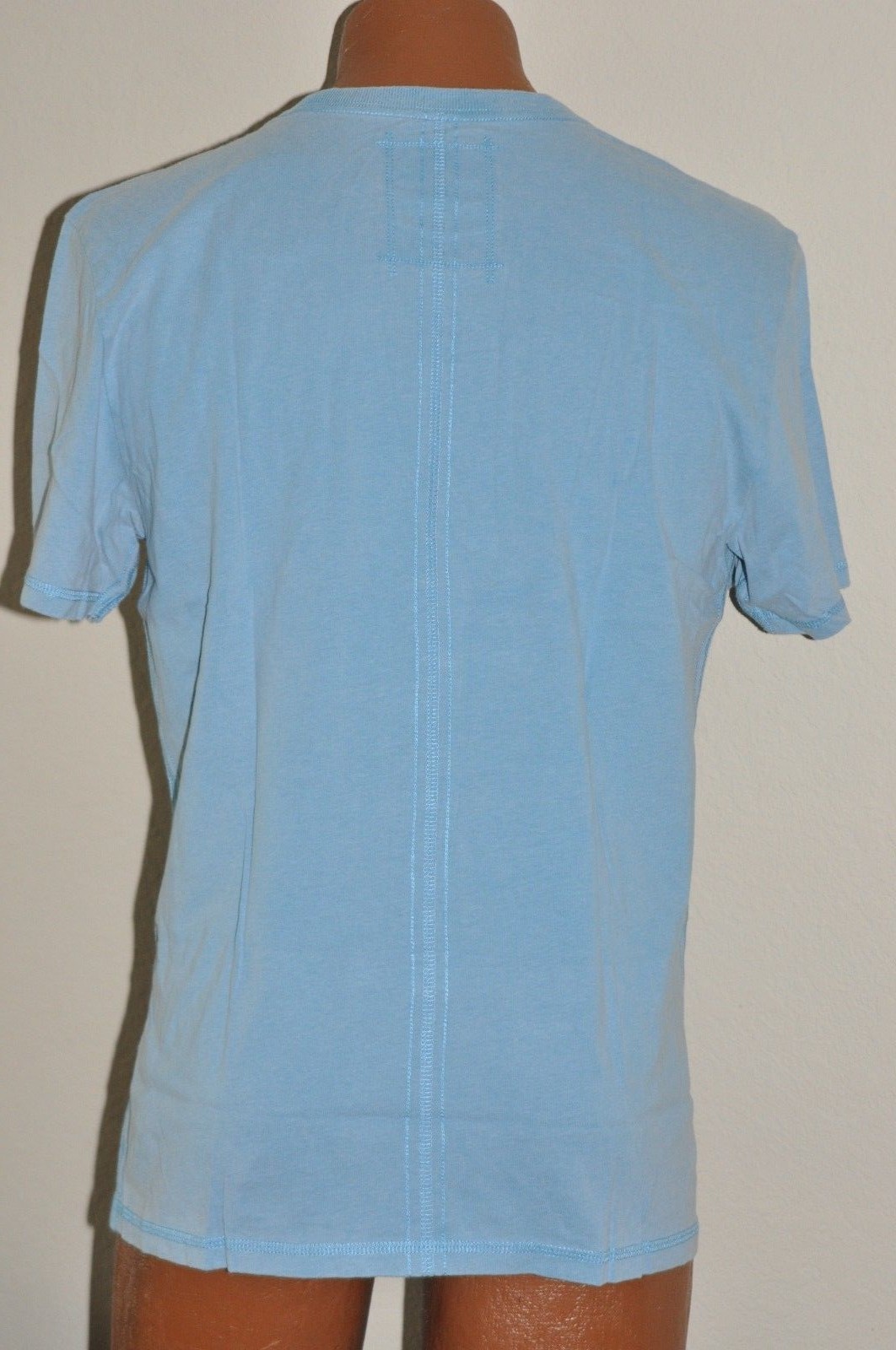 Life Is Good Topnotch Blue Semi-Fitted T-shirt. Brand New with Original Tag gallery