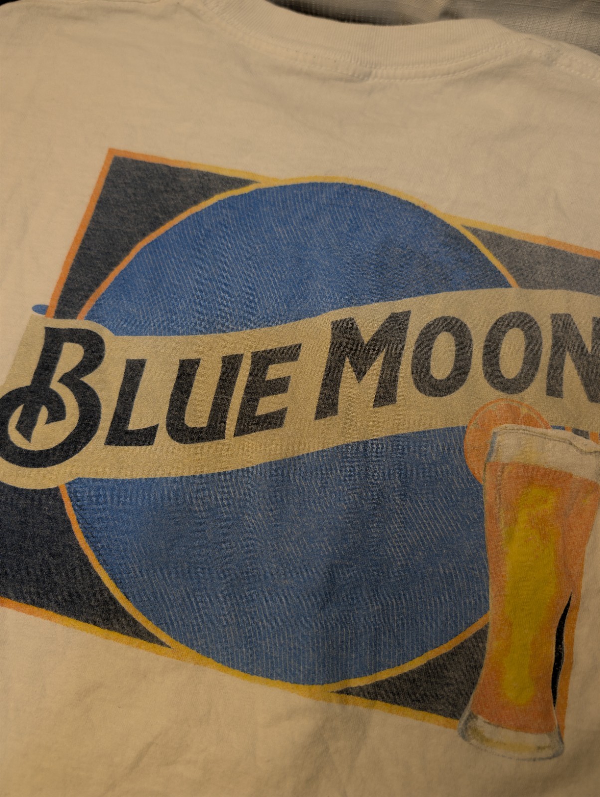 Tee Luv Blue Moon T-Shirt Men's Size M White Draft Beer Graphic Logo Tee gallery
