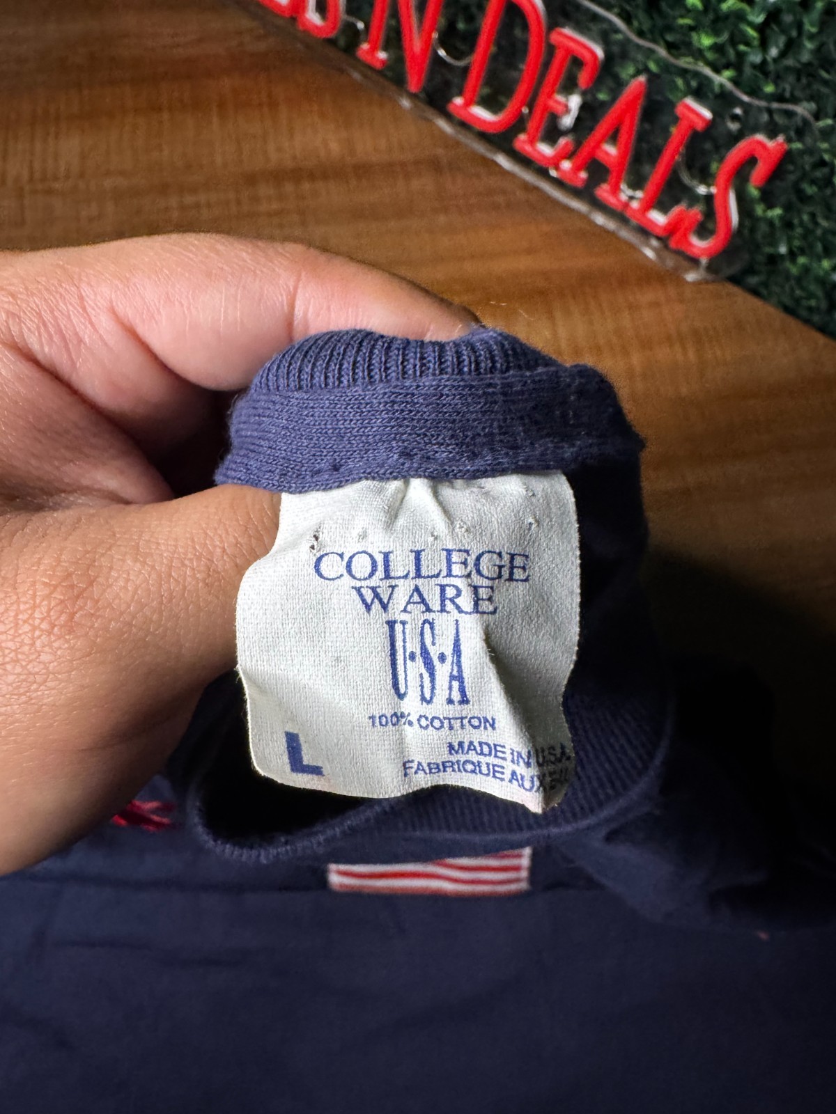 Vintage embroidered single stitch USA flag navy blue and red T-Shirt gallery