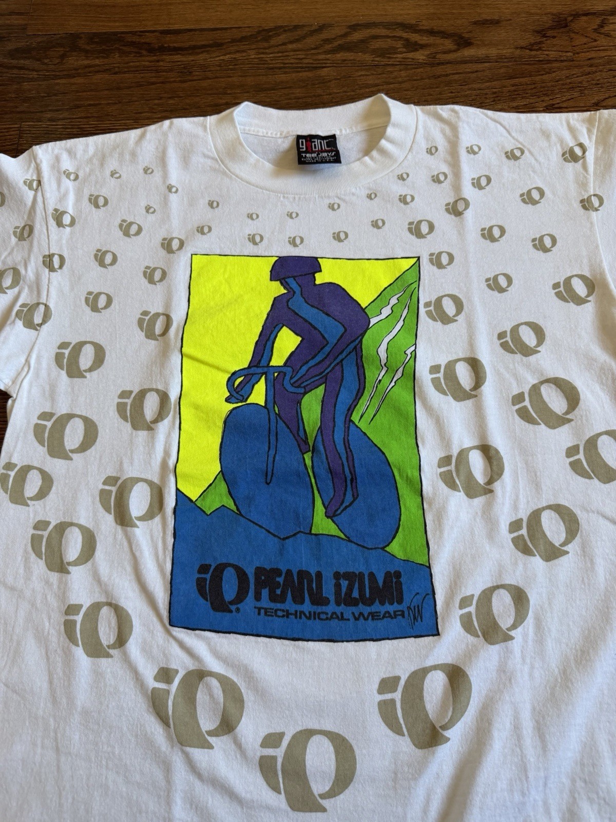 Pearl Izumi Mens T Shirt AOP Short Sleeve Mens Size Extra Large 90s Giant Tag gallery