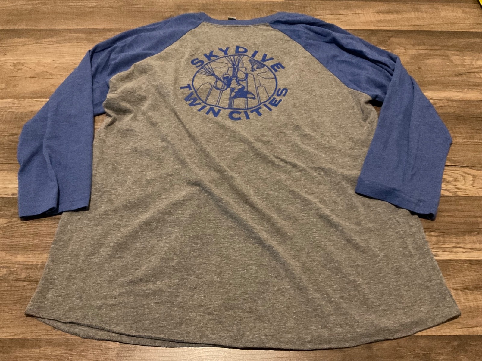 NEXT LEVEL BASEBALL RAGLAN SKYDIVING TWIN CITIES GRAPHIC ( MENS L ) HEATHER BLUE gallery