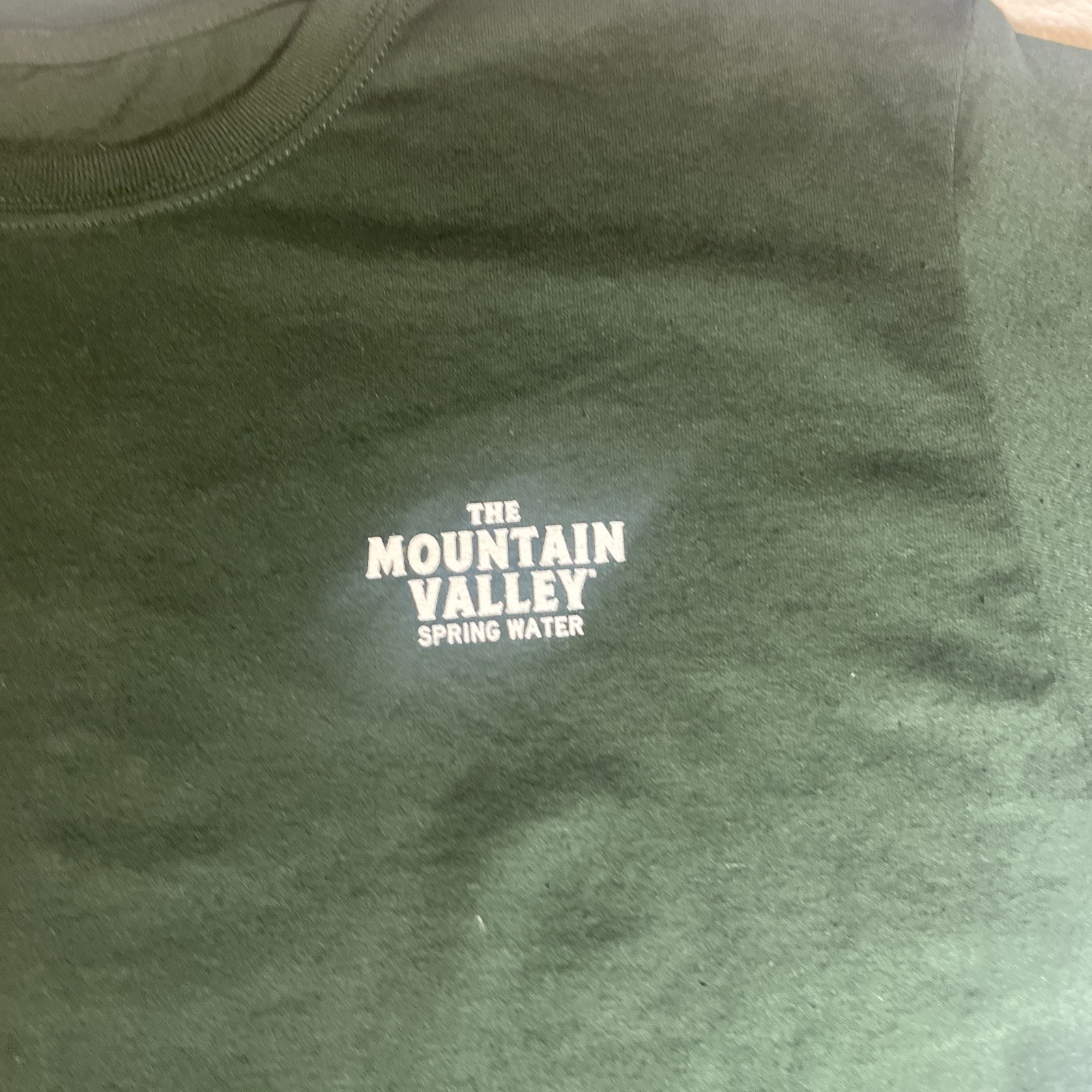 The Mountain Valley Spring Water T-Shirt Large See Measurements gallery