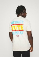 OBEY REVOLT VOTE REPEAT White Crewneck 100% Cotton American Graphic T-Shirt M