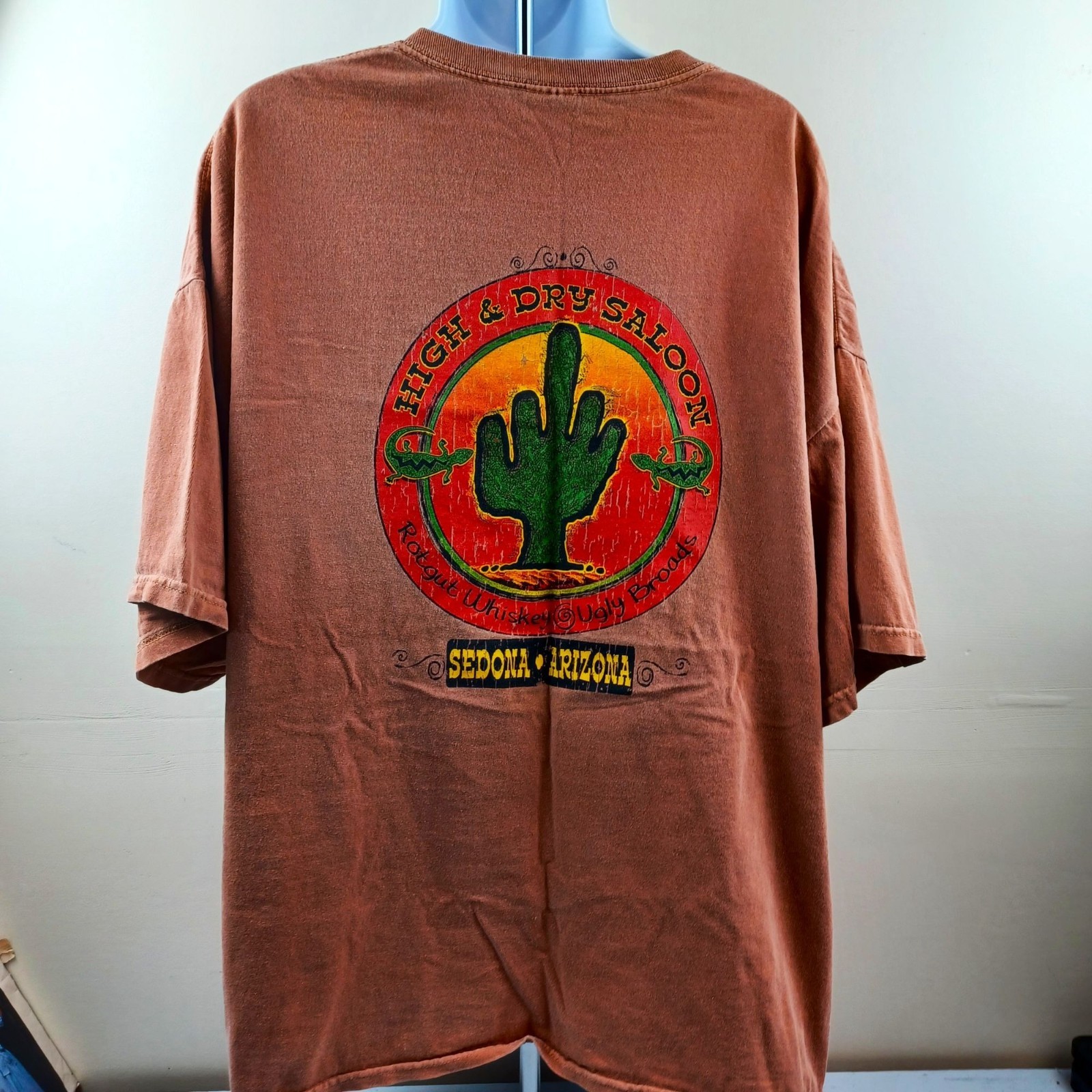 Sedona Arizona T Shirt Short Sleeve High & Dry Saloon Rotgut Whistey Size 2XL gallery