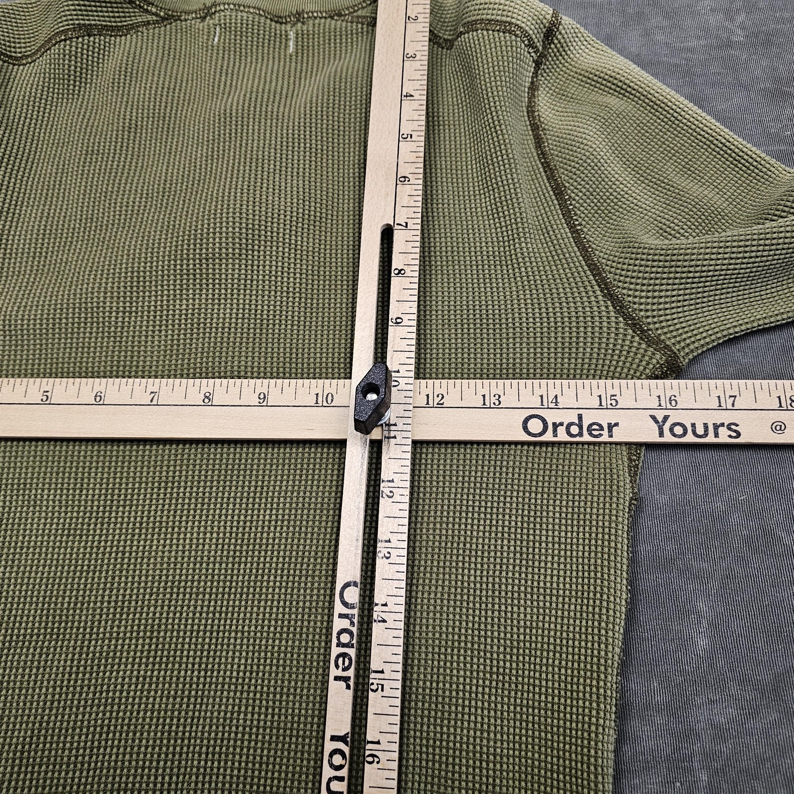 Wallace & Barnes Shirt Mens XS Green Henley Long Sleeve Waffle Thermal Knit gallery