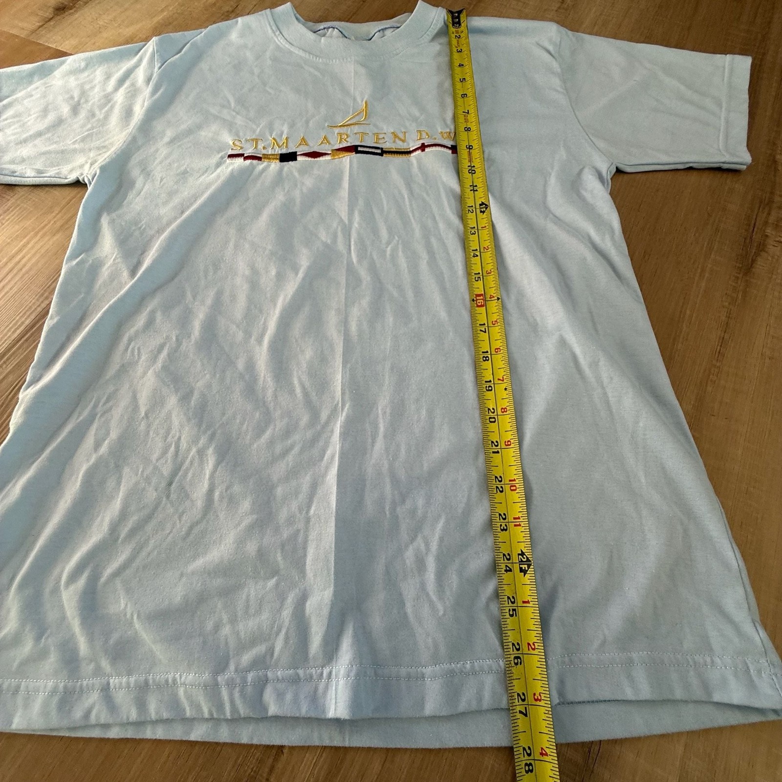 Vintage 90s St. Maarten D.W.I. Embroidered Nautical Flag Souvenir T-Shirt gallery