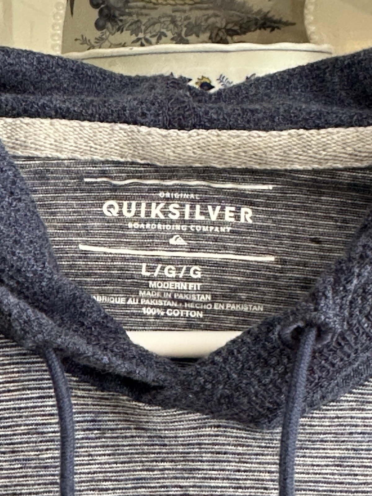 Quicksliver Michi Hoodie Mens Large Blue Heater Pullover tshirt Surf Skate gallery