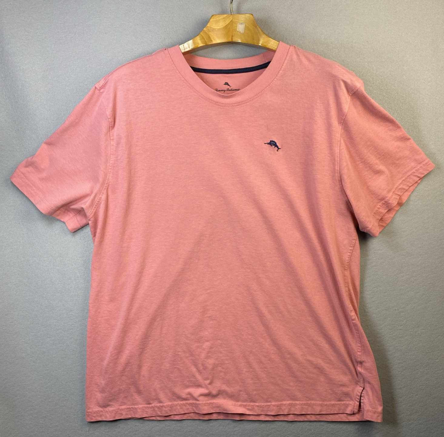 Tommy Bahama Shirt Mens XL Salmon Crew Neck Pullover Short Sleeve Casual Beach