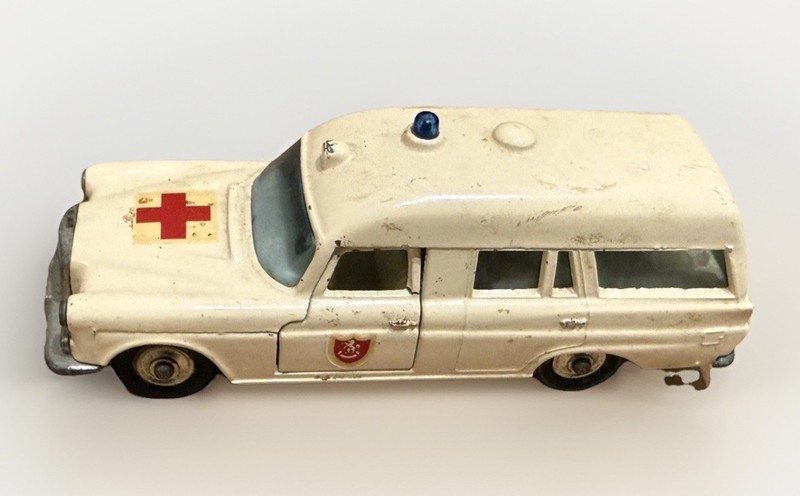 💙Rare Vtg MATCHBOX by LESNEY Mercedes-Benz Ambulance King Size K6 England