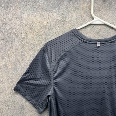 Nike Shirt Men Medium Black Athletic Dri fit Polyester Miler Fuse SS Running