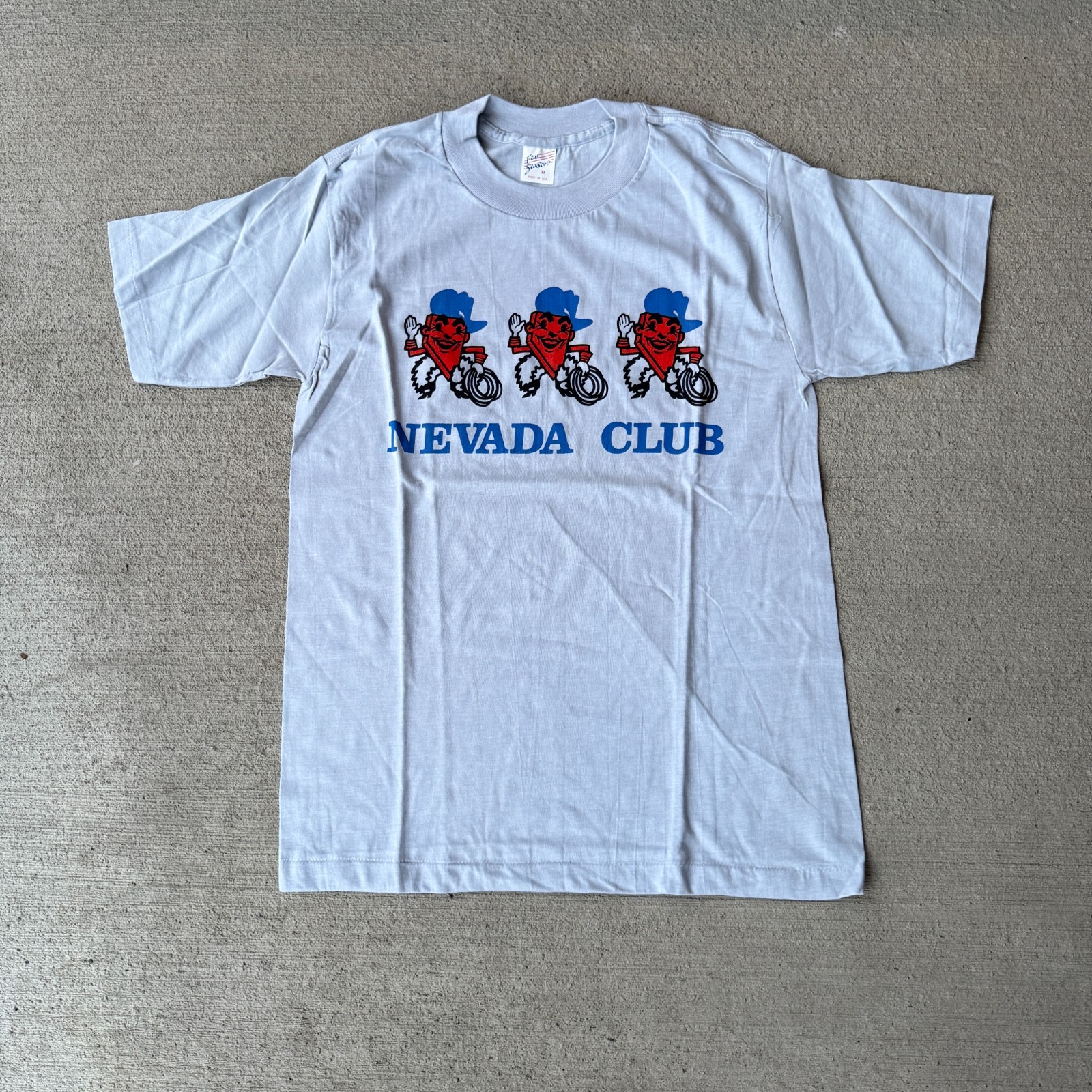 Four Seasons Unisex T-Shirt Blue Nevada Club Graphic Print Short Sleeve Tee M