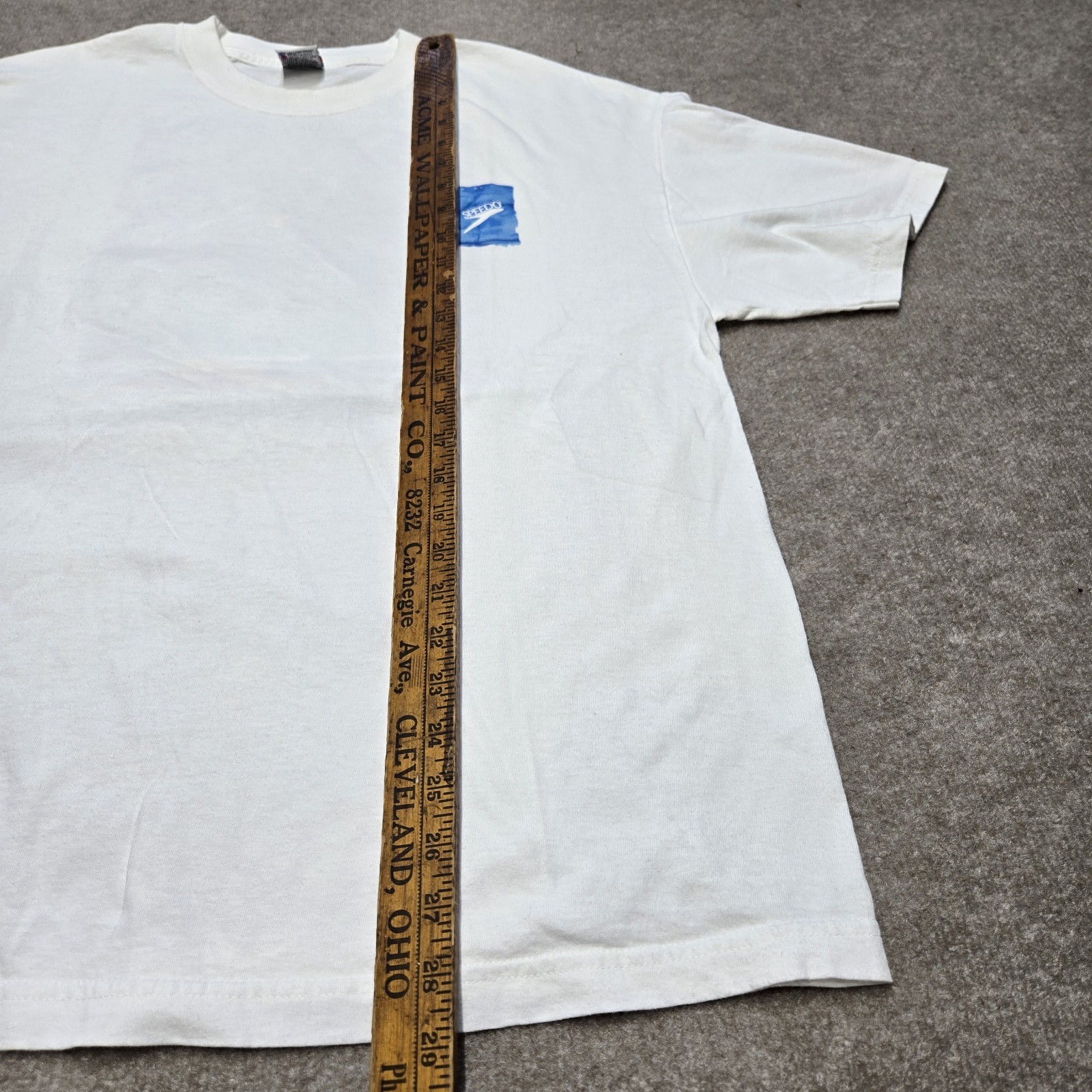 Vintage 2001 Speedo Outdoor Surf Beach Nature Wildlife Tshirt Men’s XL VTG Y2K gallery