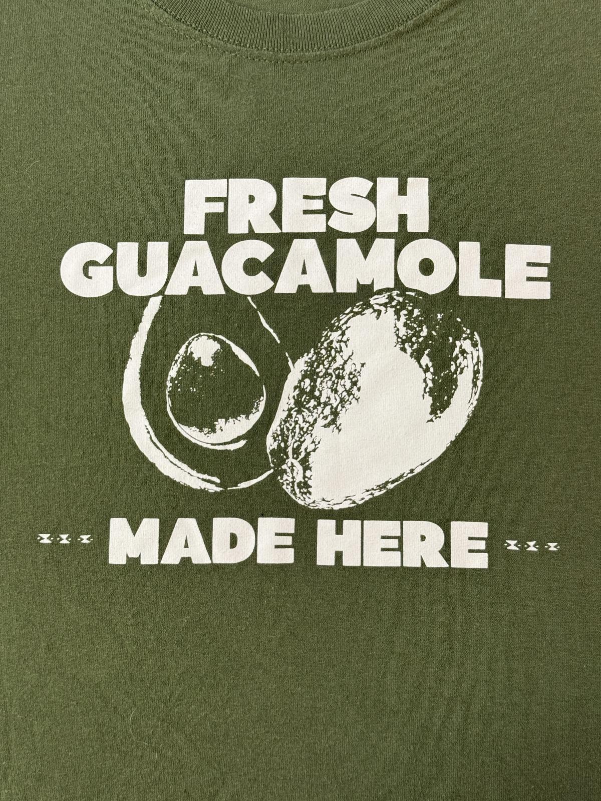 Del Taco Employee T-shirt Fresh Guacamole Guac Your World XL gallery