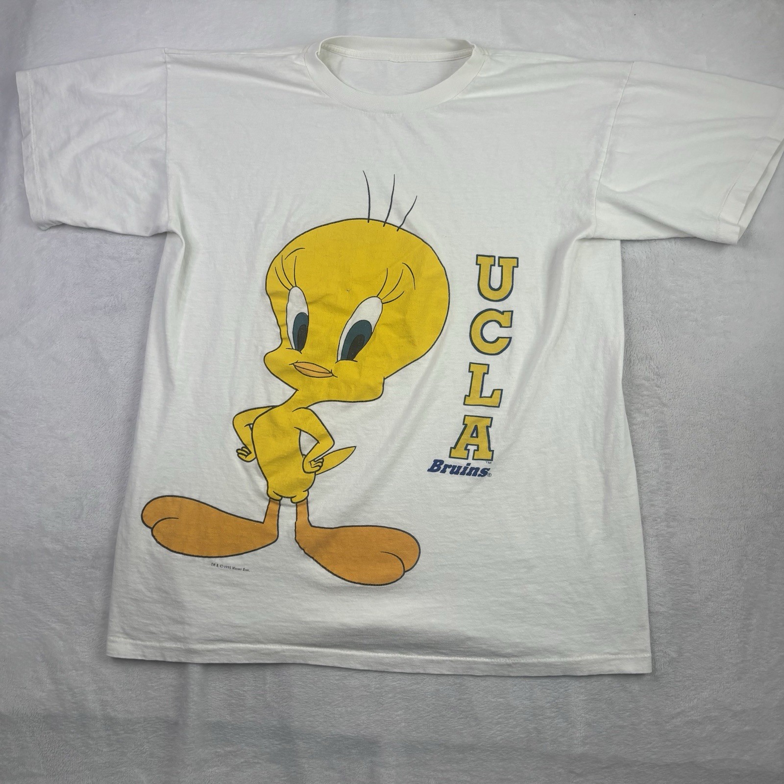 VTG 1995 Tweety Bird UCLA Bruins White SS Graphic OSFA Shirt gallery