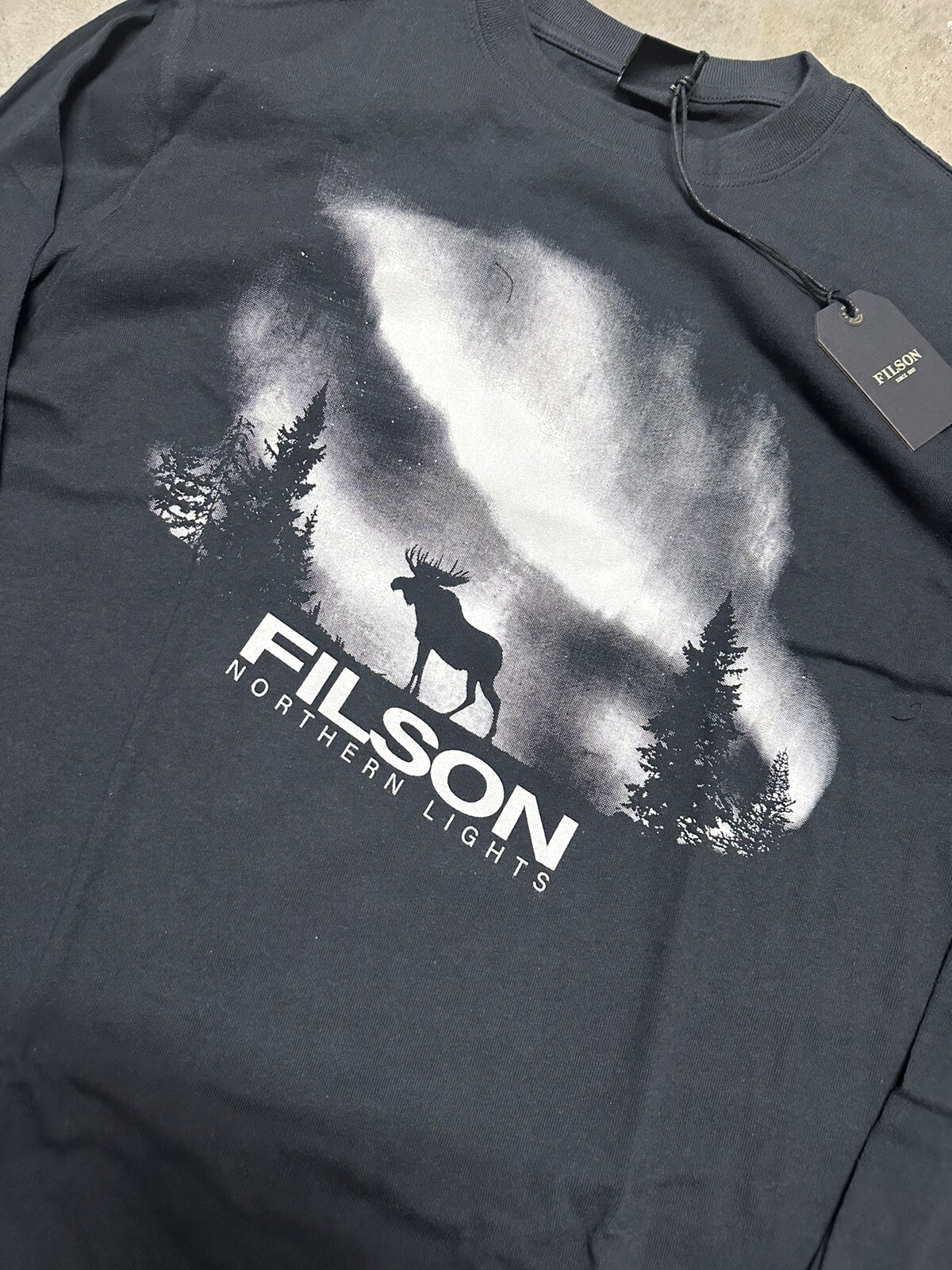 NWT Filson Northern Lights Long Sleeve Moose T Shirt Black Made in USA Outdoors gallery