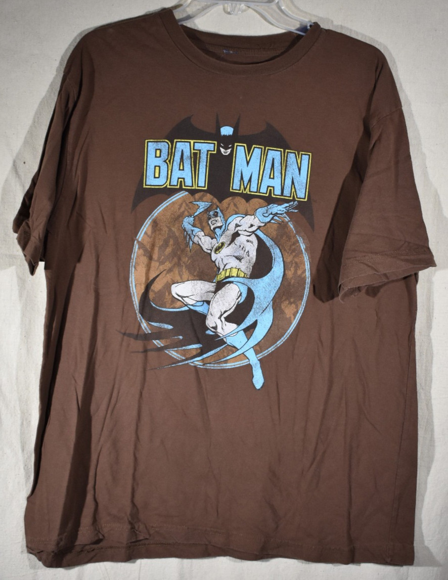 Vintage Batman Men's T-Shirt Brown DC Comics - Blue/Gray Batman - Size XL XLarge gallery
