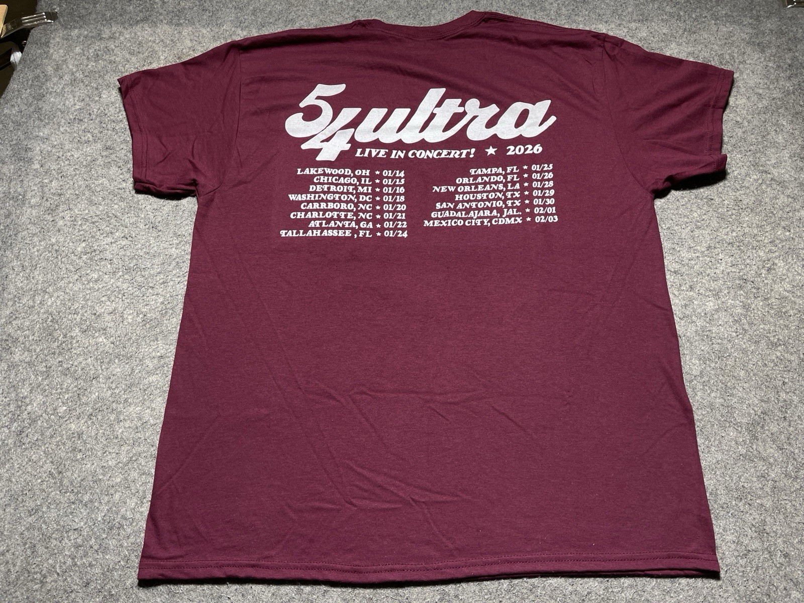 NEW 54 Ultra Live in Concert Early 2026 Maroon Music for Lovers Tour Shirt XL gallery