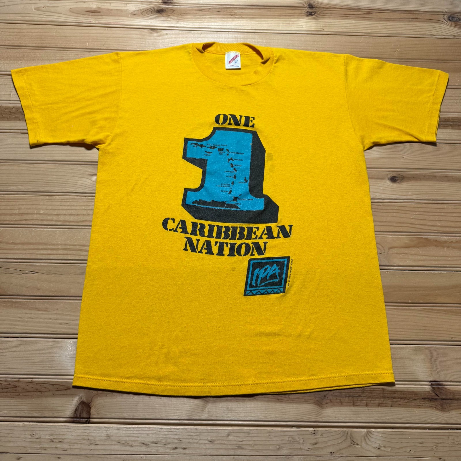 Vintage 1991 #1 One Caribbean Nation West Indies Map Graphic T-Shirt USA – Large