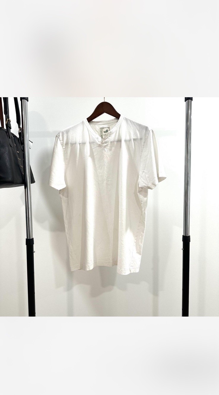 Colors Organic Collection Men’s White Solid Cotton Jersey Henley Tee Size L gallery