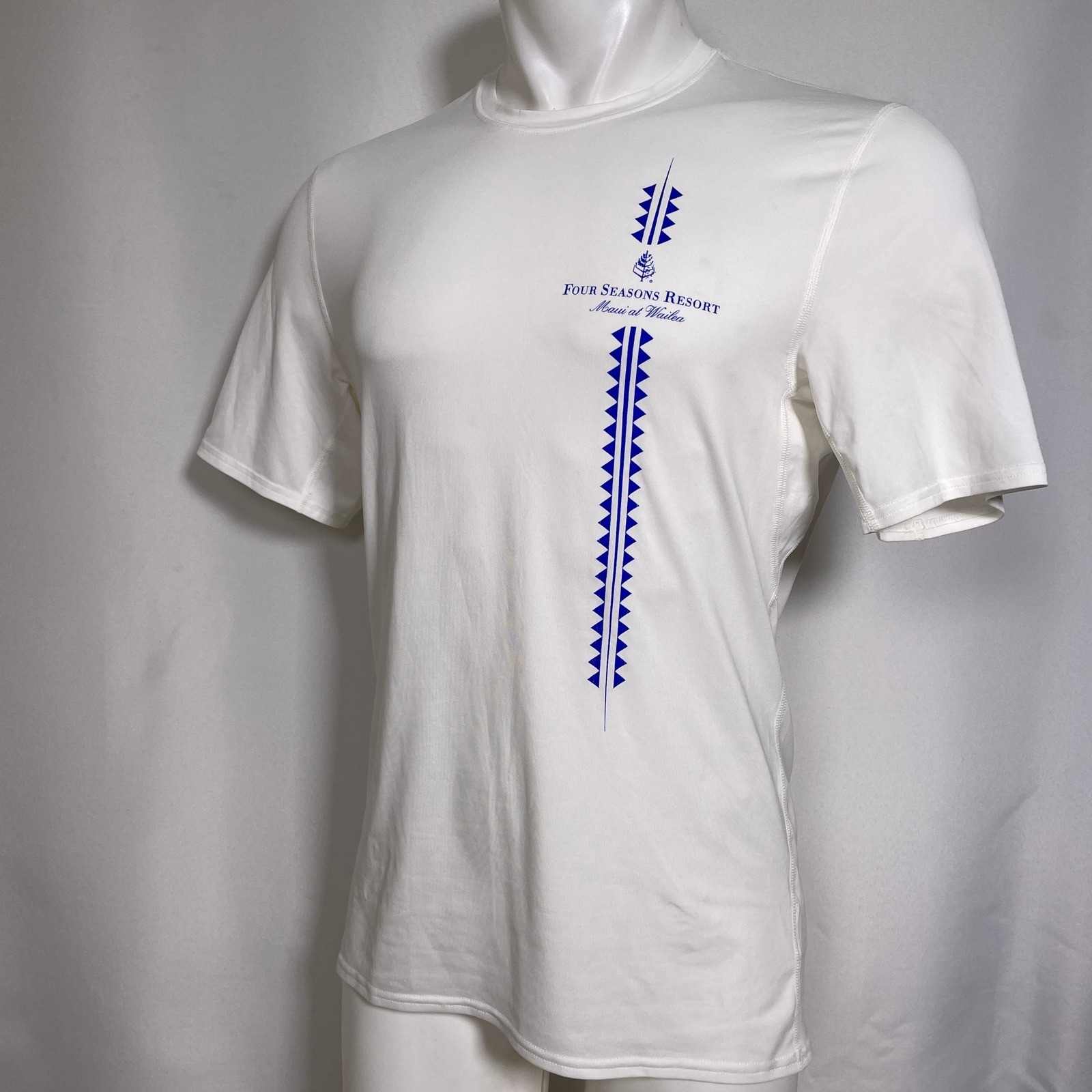 Four Seasons Maui Outrigger Canoe Patagonia Capilene White T-Shirt Men's MEDIUM gallery