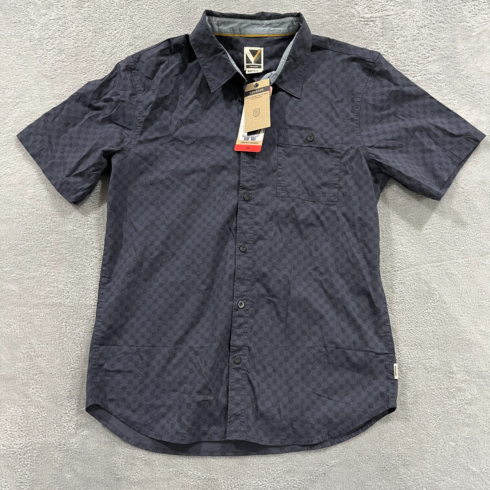 Voyager Shirt Mens Medium Button Up Short Sleeve Geometric Ombre Blue Preppy gallery