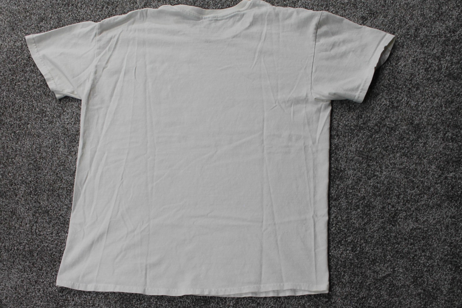 Modern White Aerosmith Boston MA Tee Size M gallery