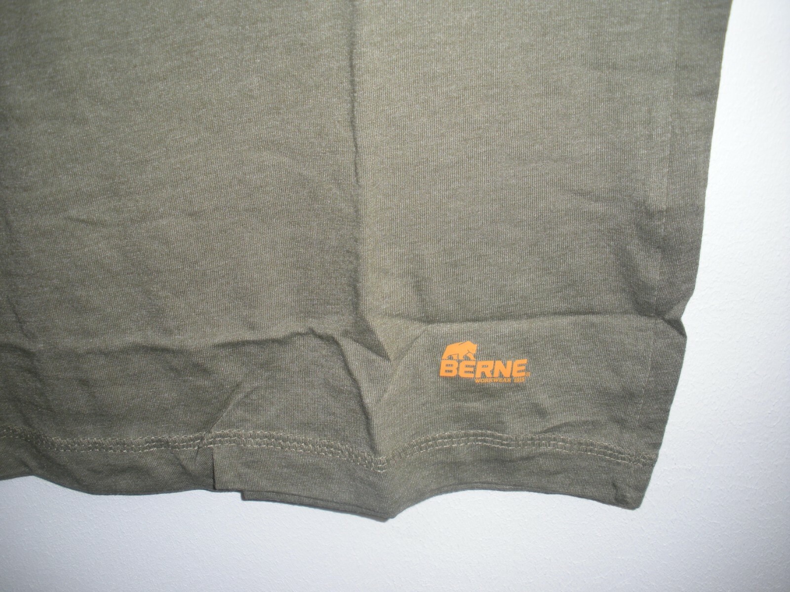 Berne Lightweight Performance Short Sleeve Pocket T-Shirt Berne BSM38 LCNOlive gallery