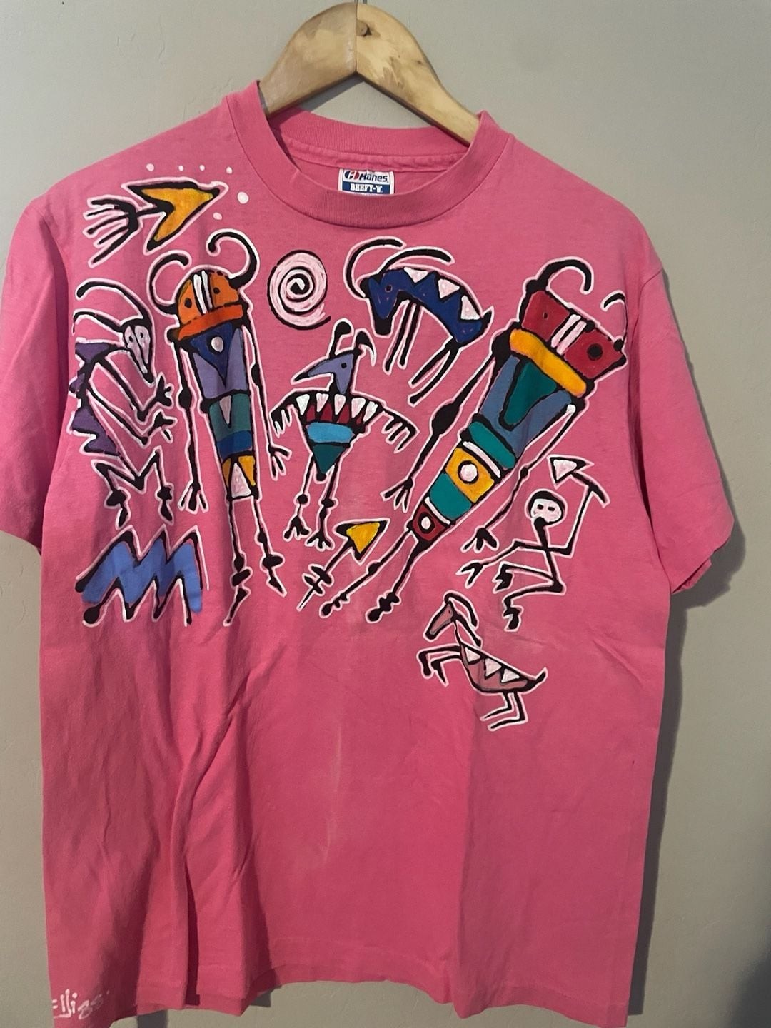 Vintage 1988 Abstract Pop Art Native Petroglyph Pink T-Shirt