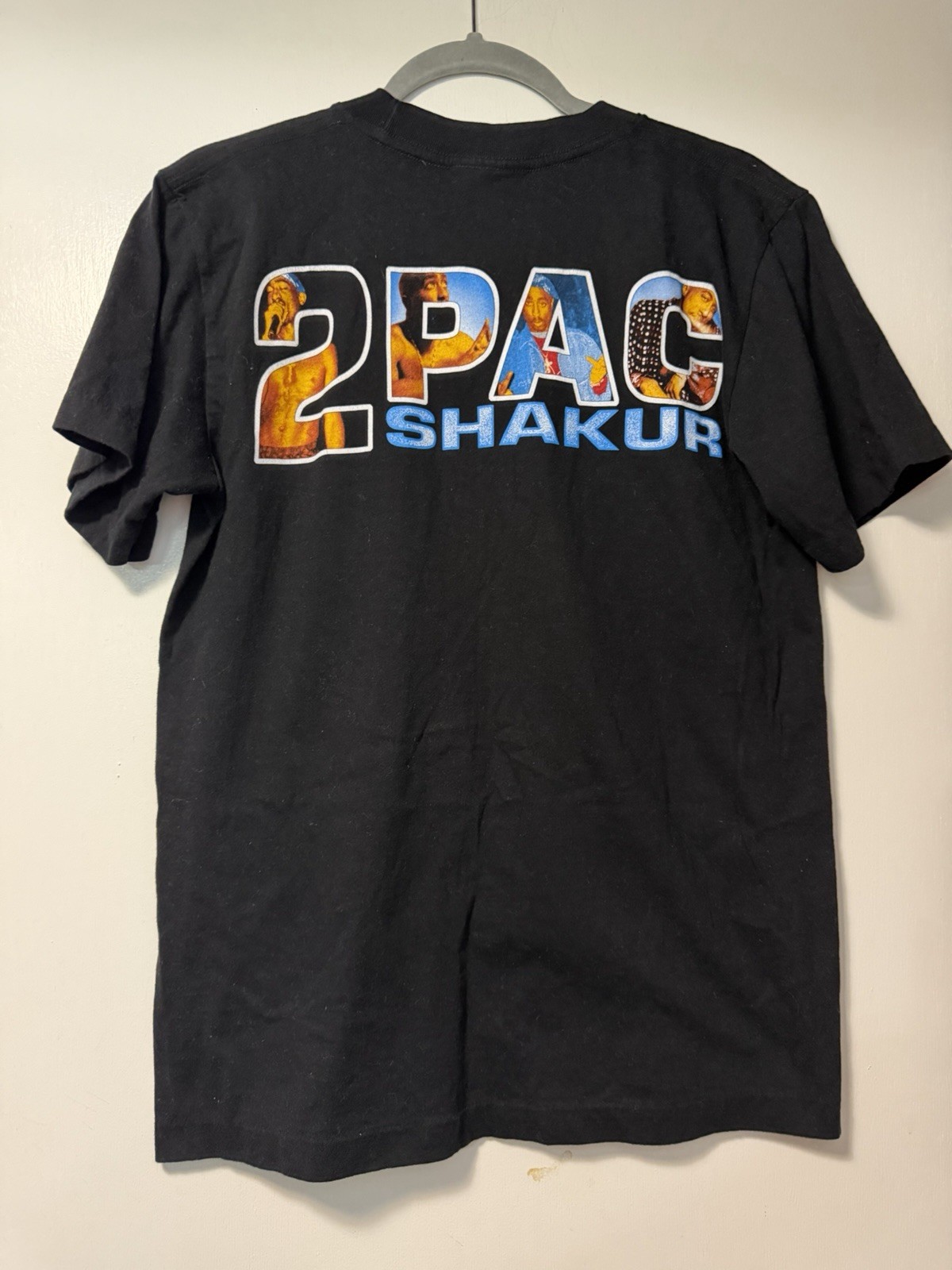 2Pac Shakur”All Eyez On Me” Vintage Black Short Sleeve Graphic T-Shirt Medium gallery