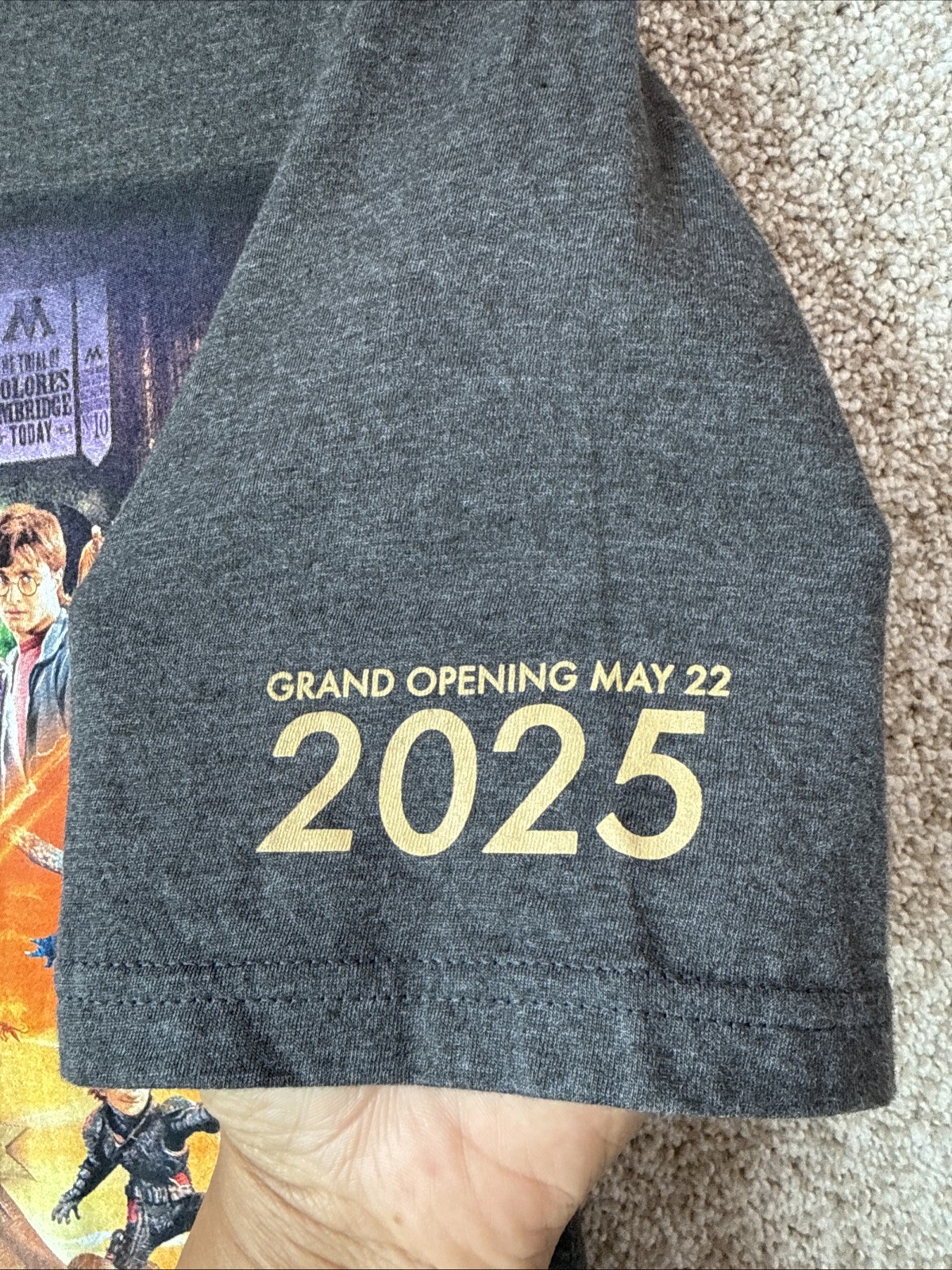 Universal Studios Epic Universe Opening Day T-Shirt Adult Size Medium Gray NEW gallery