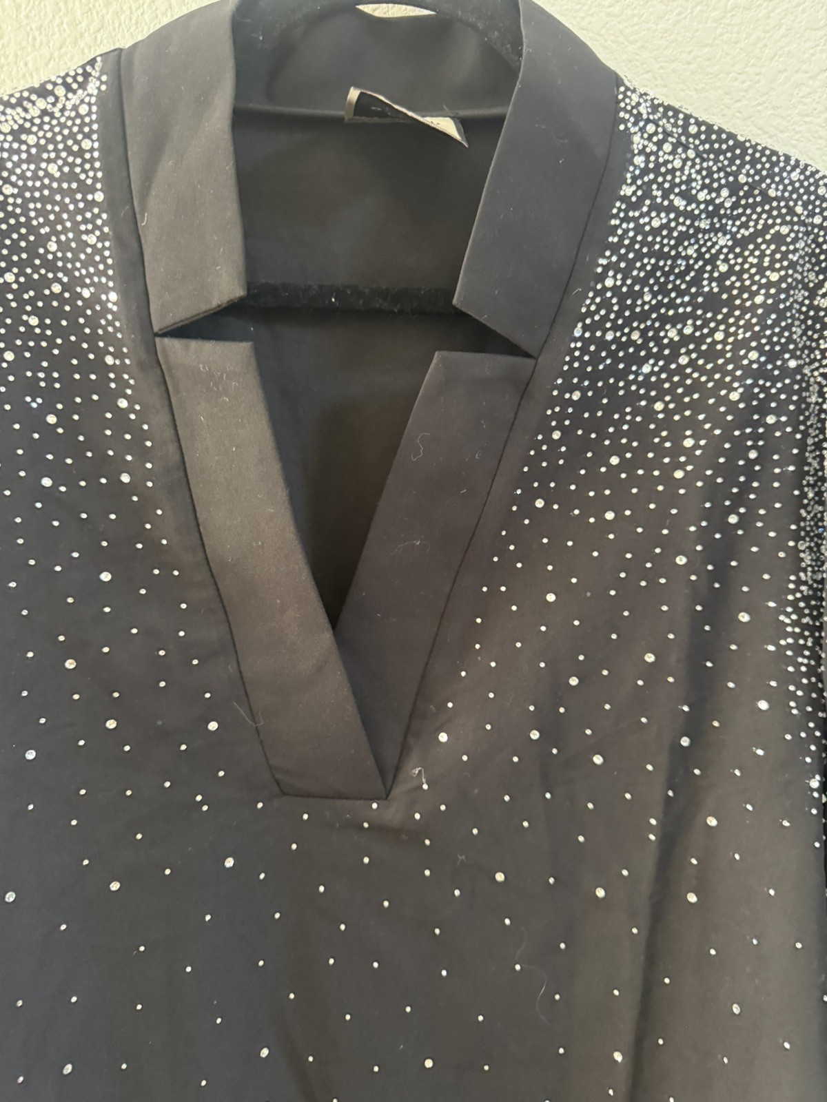 Star neck Diamond shirt black with attached diamonds size L gallery