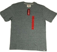 UNIONBAY (Sz M) Young Men’s Original Tee Shirt Light Weight V-Neck Short Sleeve