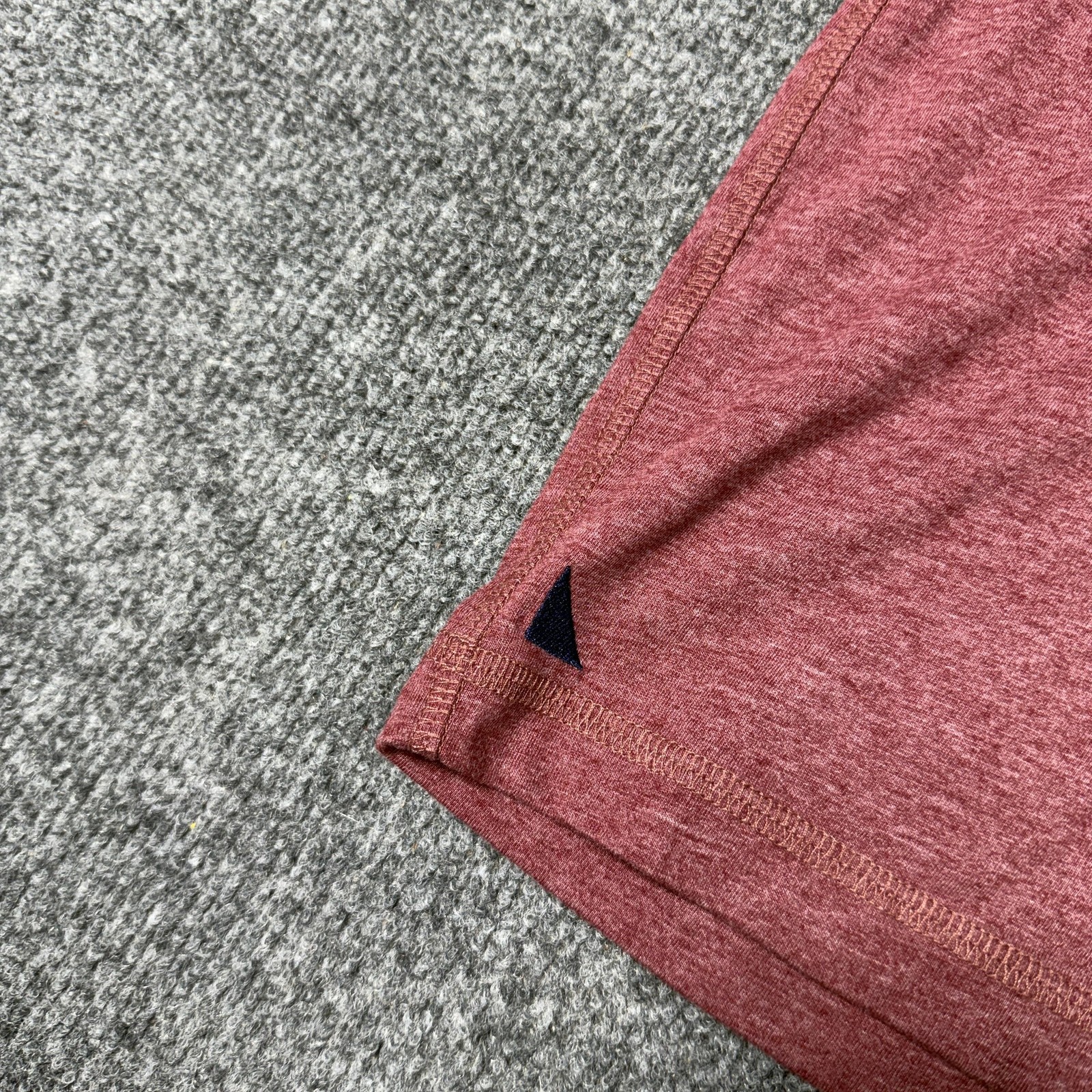 UNTUCKit Henley Shirt Mens 2XL Red Long Sleeve Tagless Cotton Blend Soft Knit gallery