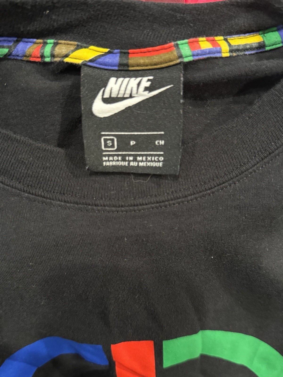 Nike Sportswear Just Do It Shirt Mens Small Black Geometric Peace Sign Tee Patch gallery