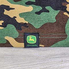 John Deere Graphic Tee Men’s Medium Camo Short Sleeve