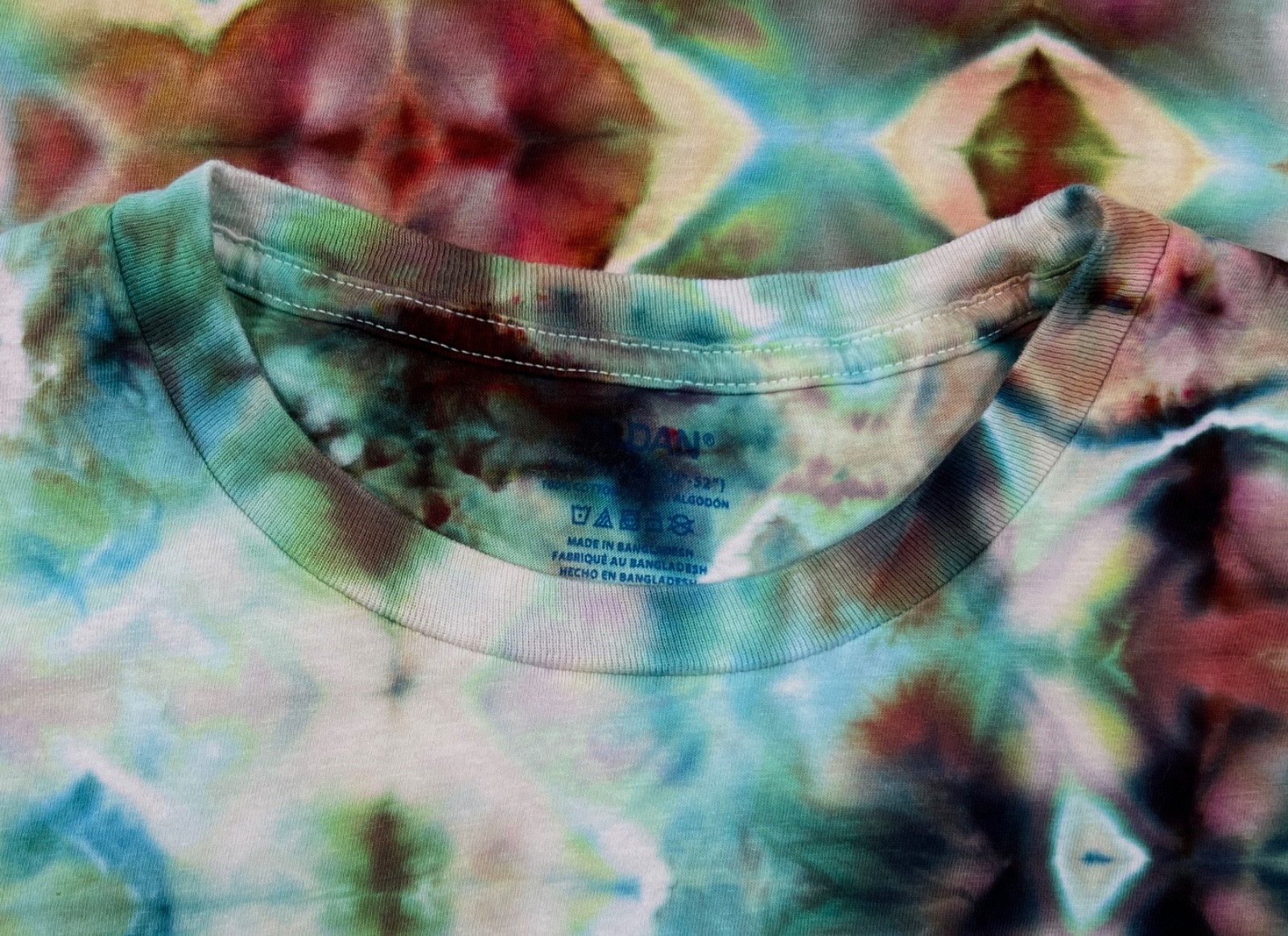 Handmade Ice Tie Dye T-Shirt 2XL Mens Womens Soft Cotton Glitch gallery