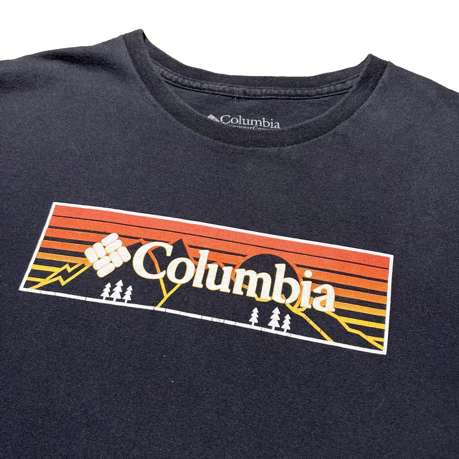 Columbia Sportswear Sunset Box Logo T Shirt Mens XL Black Outdoor Hiking Tee gallery