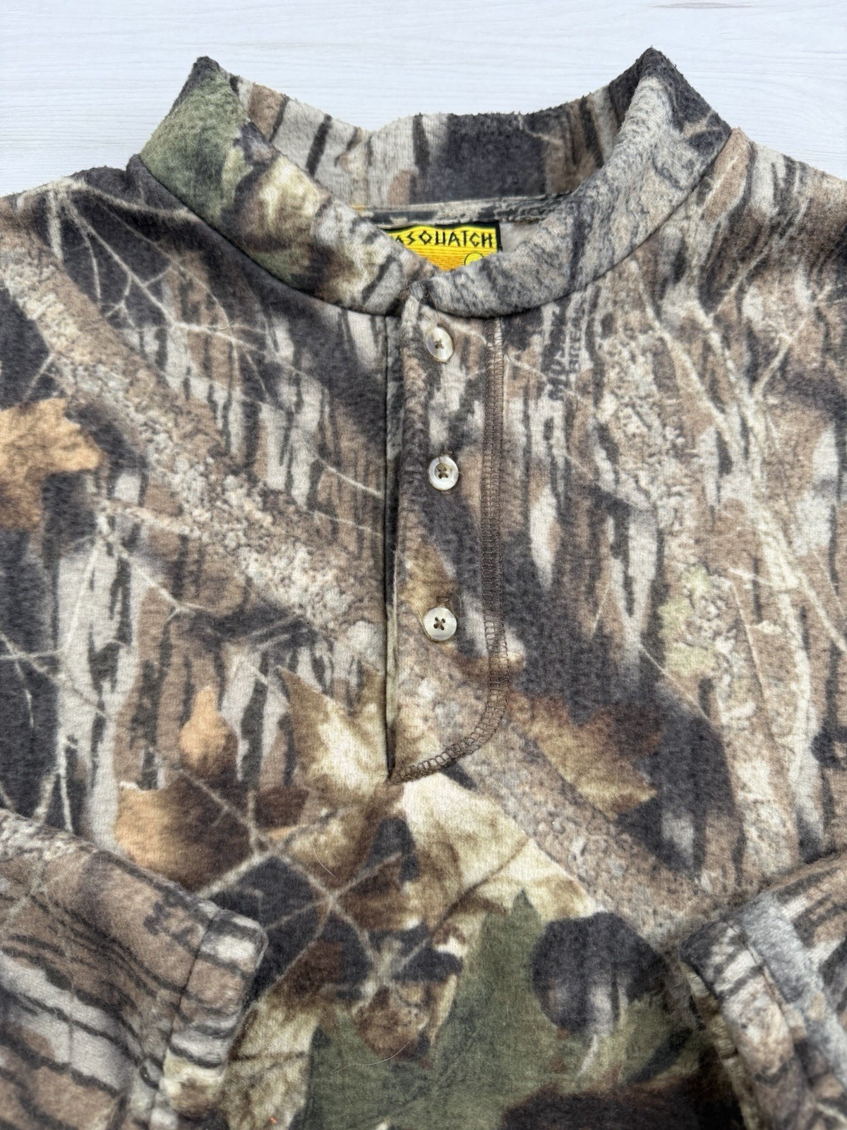 Vtg Sasquatch Mossy Oak Camo Henley Sweatshirt Long Sleeve Faded USA Made Men XL gallery