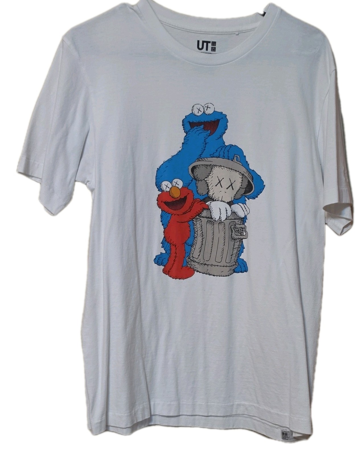 Uniqlo UT KAWS x Sesame Street Graphic Print T-Shirt Cookie Monster Elmo White M gallery
