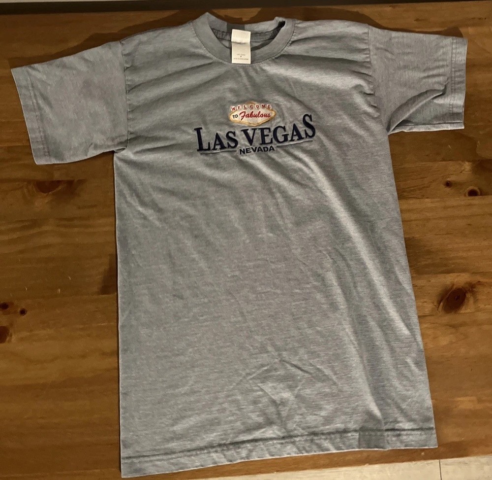 TEEMAX Las Vegas Nevada Embroidered Logo T Shirt Gray Heavyweight Mens Medium
